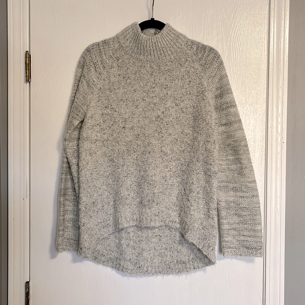 Heather grey sweater from Evereve